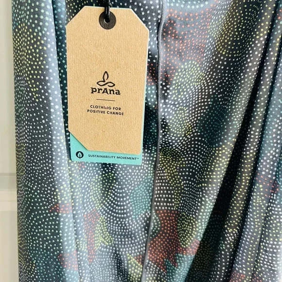 Prana dress. - Picture 3 of 9